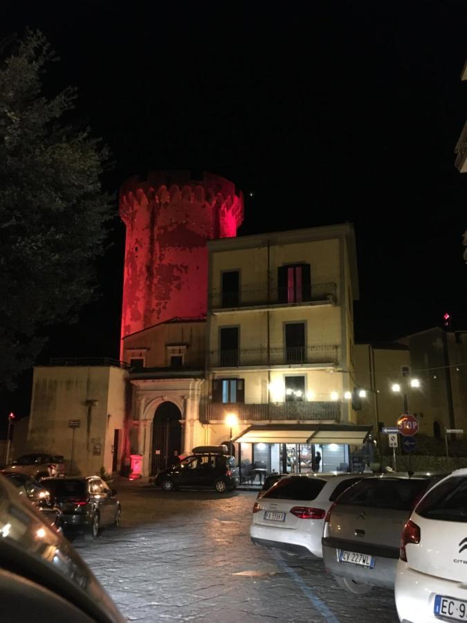Casa Vacanze Torre Di Mola Formia Ngoại thất bức ảnh
