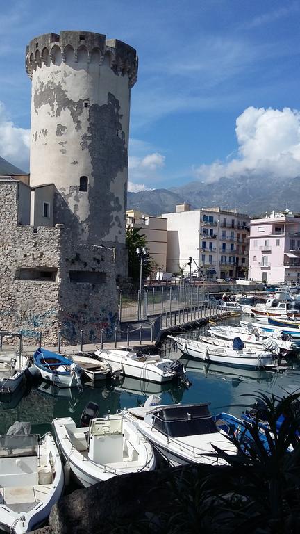 Casa Vacanze Torre Di Mola Formia Ngoại thất bức ảnh